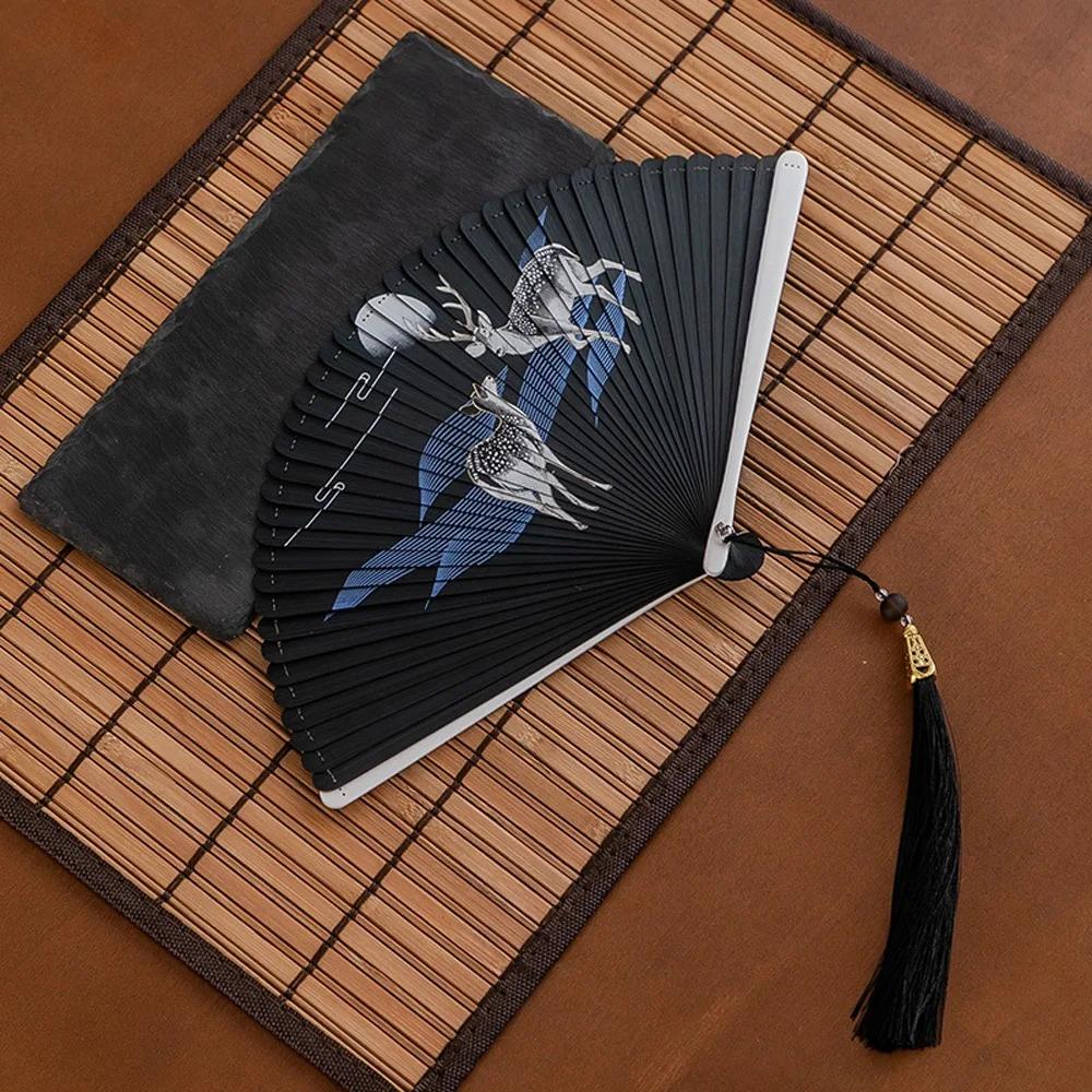 Chinesischer Stil Japanischer Klassischer Faltfächer Antiker Stil Schwarzer Faltfächer für Damen Handgefertigt Exquisite Handfächer
