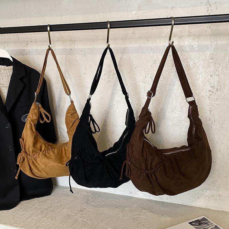 Vintage Wildleder Knödeltasche für Damen, Schulter- und Umhängetasche mit großem Fassungsvermögen, Trendige Lässige Herbst- und Winter-Pendlertasche