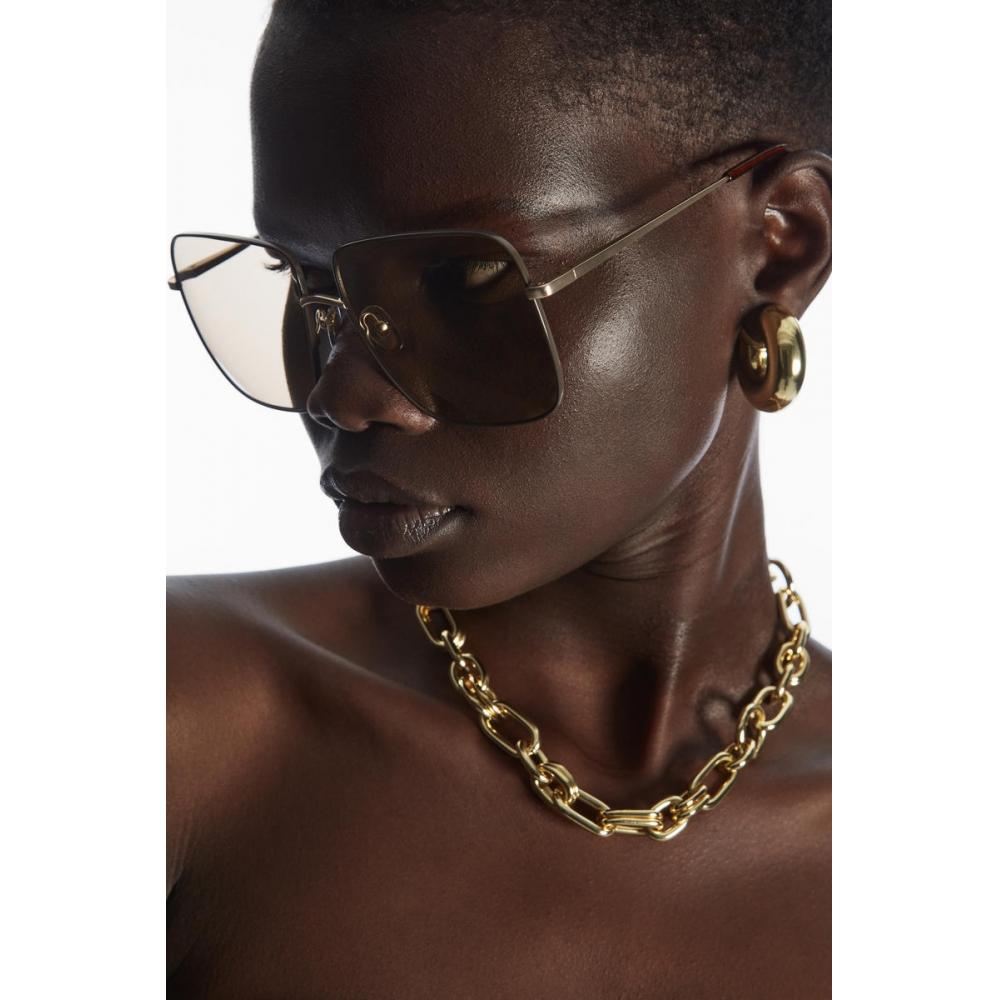 

Солнцезащитные очки COS Japan в квадратной металлической оправе