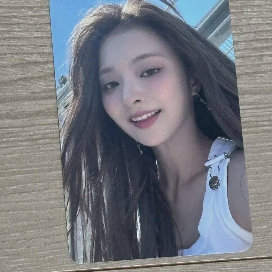 Promise 9 Ina Kyung Broadcast Photocard