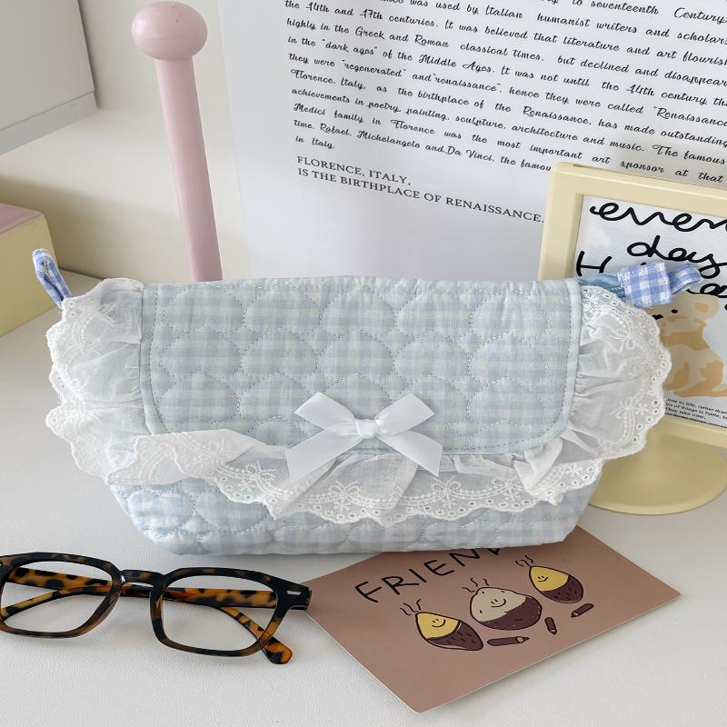 Cute Lace Crossbody Bag Sweet Heart Outdoor Storage Bag Fresh Able Lining Internal Compartment