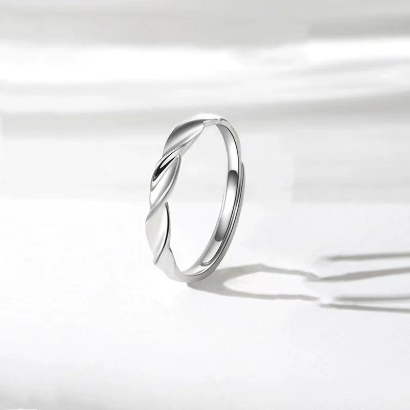 Mobius Couple Rings: Korean Style Zirconia Open Rings for Lovers, Simple Student Design, Light Luxury Gift.