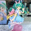 Hatsune Miku Rabbit Ear Figure – PVC Collectible Statue with Pink Toy Accessory & Heart Base, Anime Character Figurine for