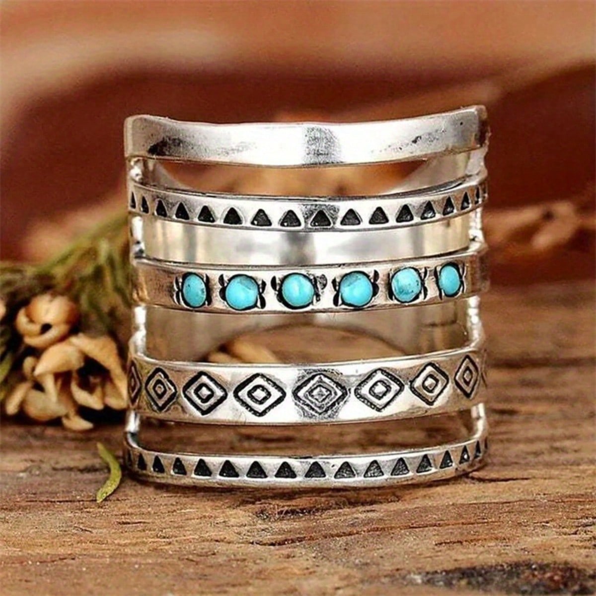 1pc  Bohemian Style Carved Ring with Hollowed Out Retro Turquoise Ring 6 серебряный