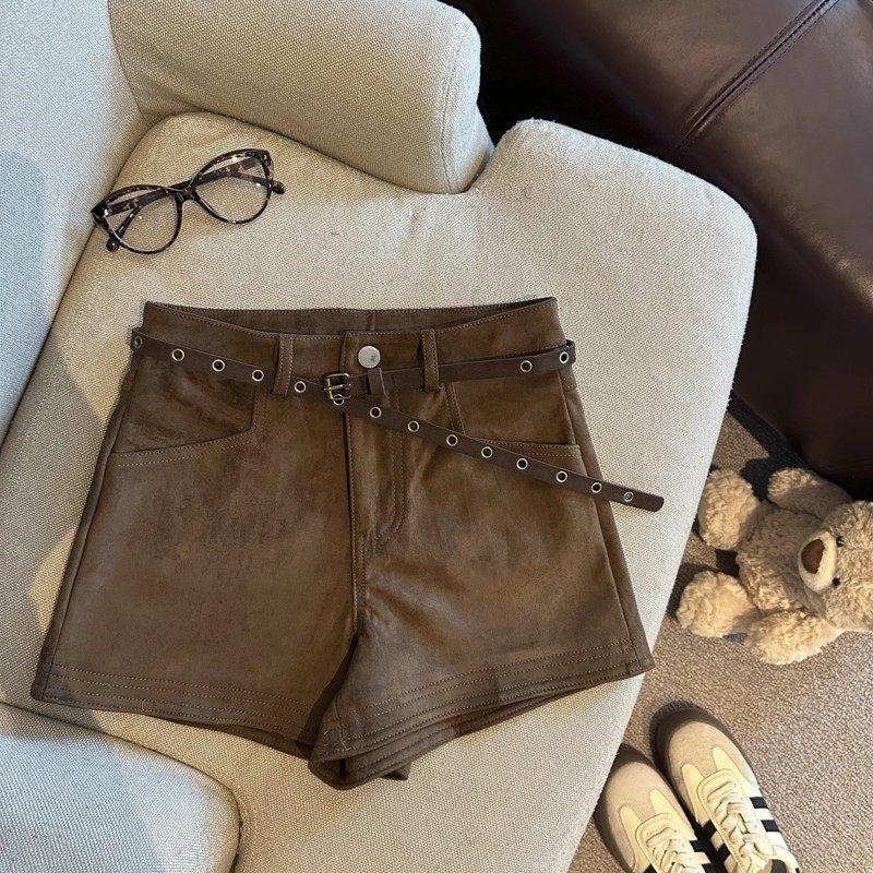 

Plus Size Women’s Brown Suede A-line Bootcut Shorts with Waist Bag - Autumn New American Style. 3XL