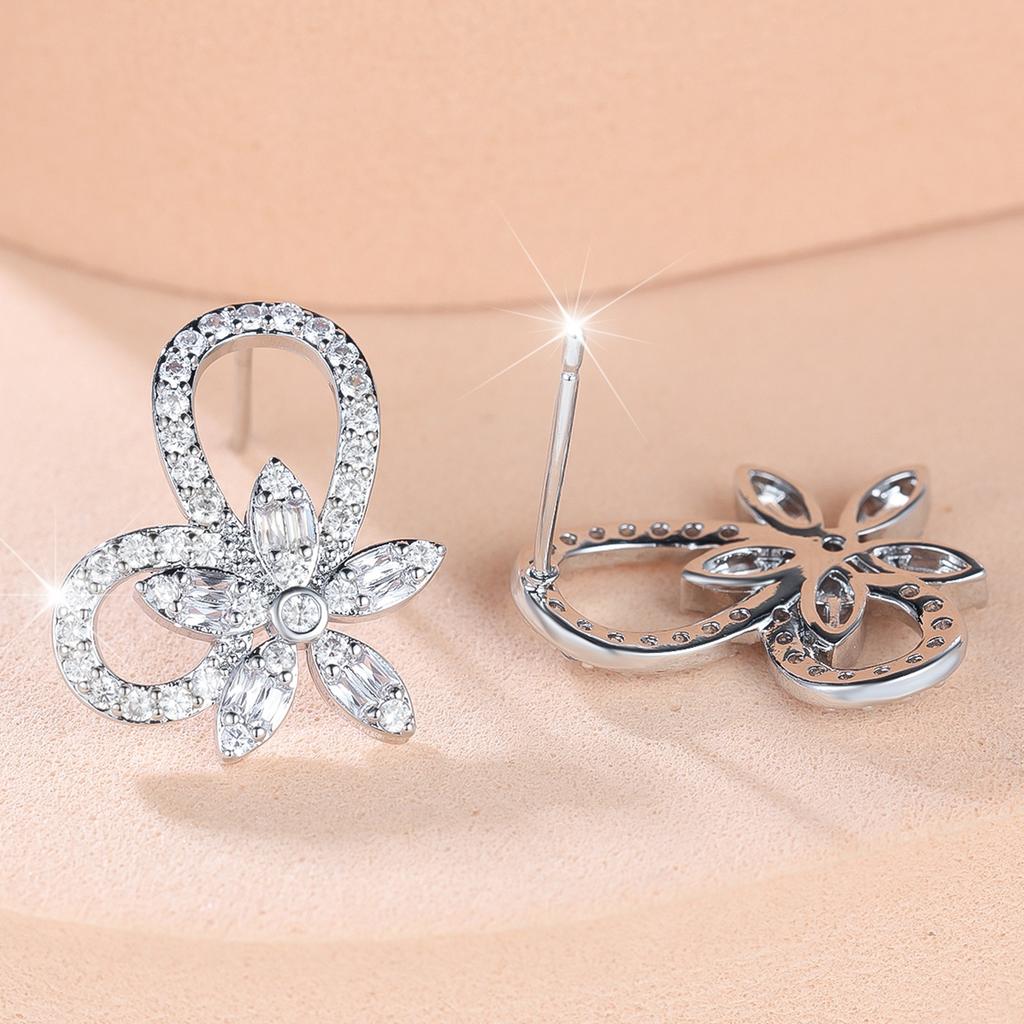 Cute Female White Zircon Silver Color Flower Stud Earrings Lovely Bridal Wedding Jewelry For Women