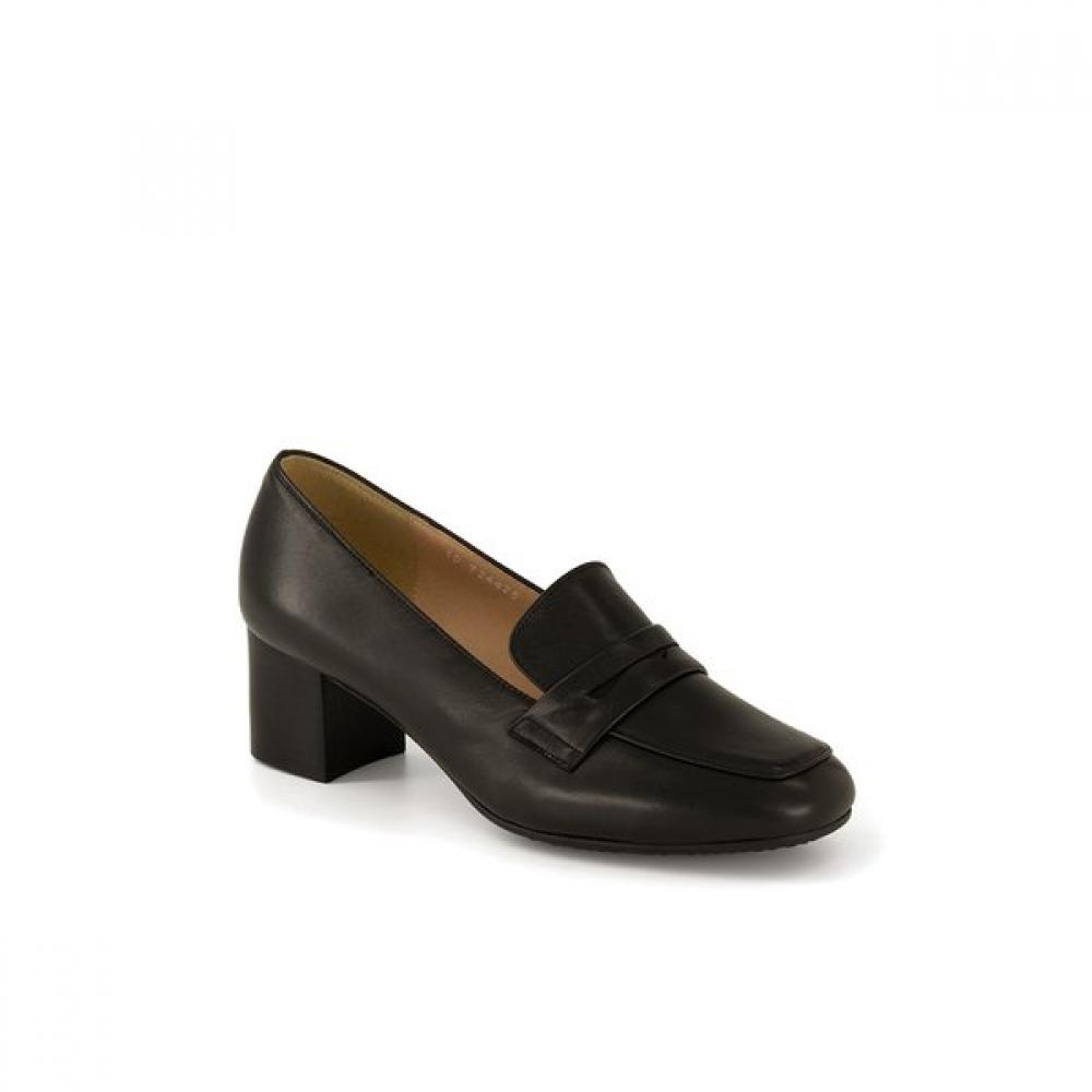 Женская лоферная обувь Tandy S K 040 220