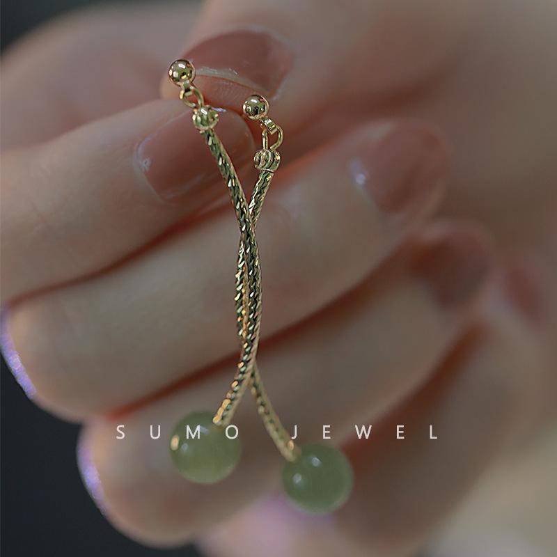 Pearl and Hetian Jade Earrings s9Silver needle earrings, simple and stylish, Korean version, Dongdaemun-inspired design