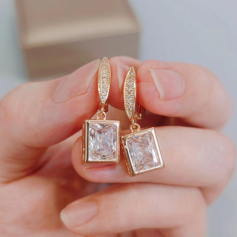 Rechteckige Weiße Kristall Zirkon Ohrringe für Frauen 2023 Neue Gold Farbe Ohrring Fashion Party Schmuck Zubehör