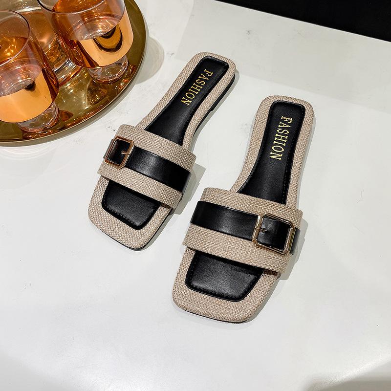 

Европейская и американская мода простые большие размеры классные тапочки женские 2025 новые квадратные головки с металлической пряжкой домашняя одежда классные тапочки 35 чёрный