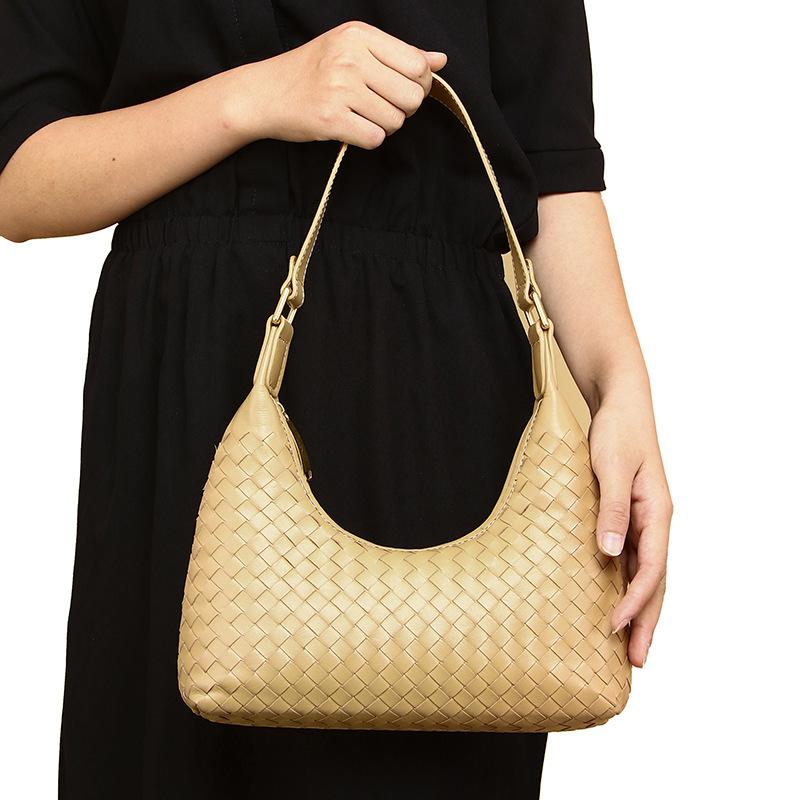 Deri kadın çantaları, yeni koltuk altı çantaları, tek omuz el çantaları, ilk kat koyun derisi, el dokuması dikiş ipi