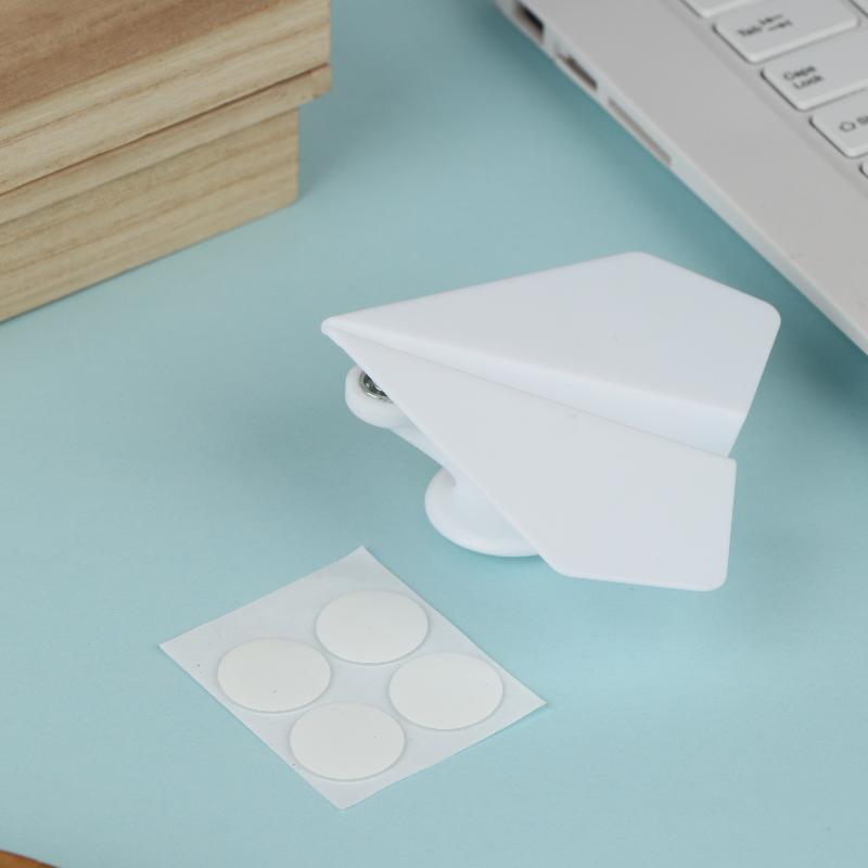 1/2/5Pcs Car Paper Airplane Ornaments, Creative In-Car Inertia Following The Aircraft-Shaped Center Console Decoration Toys