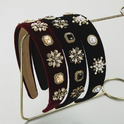 Elegant Retro Rhinestone Pearl Headband: Wide-Brimmed Hairpin for All Occasions