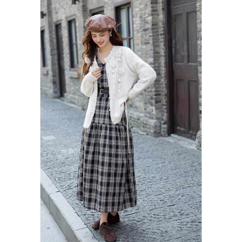 Moka Na 3D Floral Fluffy Knit Sweater