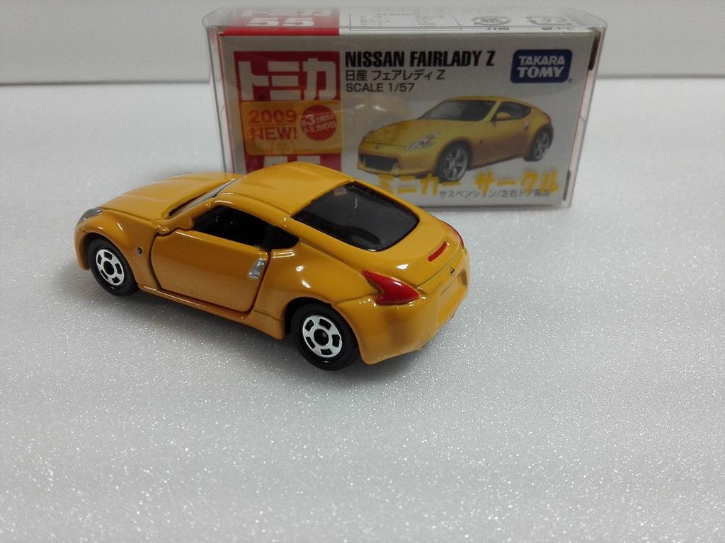 Out of Print Tomica No. 55 Nissan Fairlady Z YE Crazy Miniature Car Circle with Case