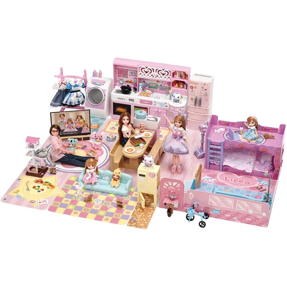 

Takara Tomy Licca-chan Chime Doll Family Playset with Accessories for Ages 3 and Up