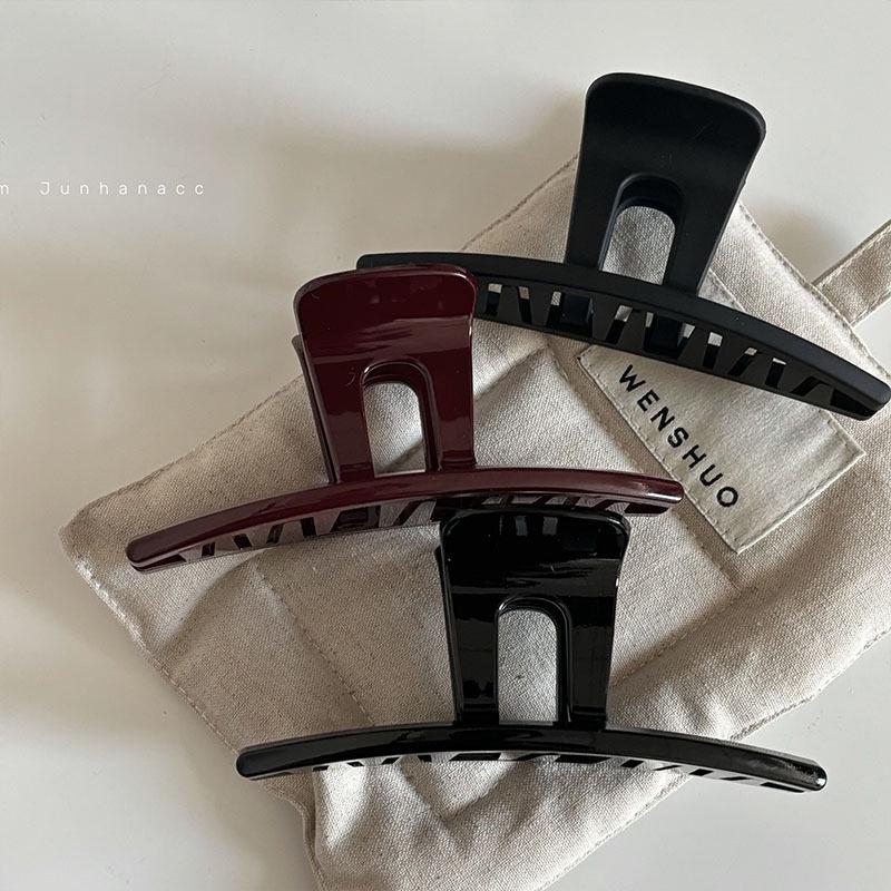 

Versatile Large Shark Hair Clip for Updo Hairstyles