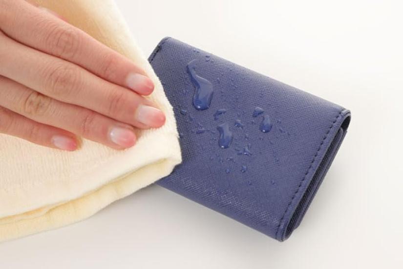 Jewel Beauty's Select Mini Wallet, Compact, with Ribbon Charm, Cute, Large Capacity, Easy-to-See Coin Purse, Stylish, Foldable, Water-Repellent, Mini