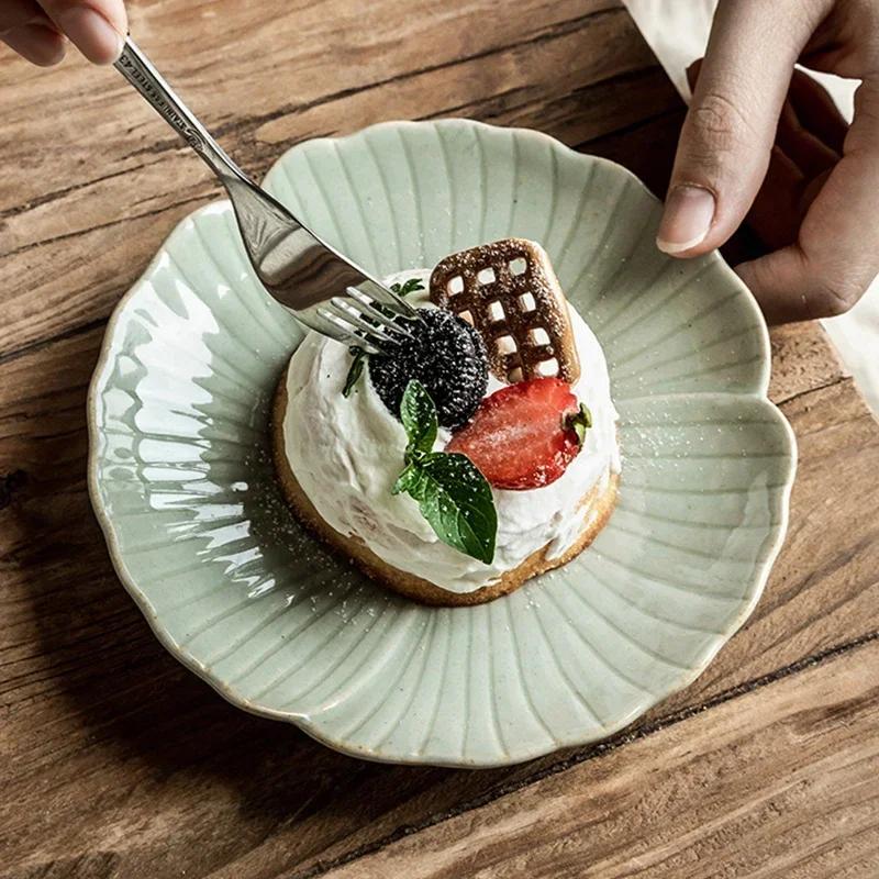 Retro Solid Color Ceramic Plates Creative Irregular Dessert Snacks Plate Delicious Dishes Dining Plate Exquisite Home Tableware