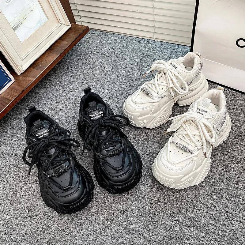 Thick Soled Inner Height Increasing Dad Shoes Women's 2025 Autumn New Fashionable Sponge Cake Soft Soled Sports Leisure Shoes