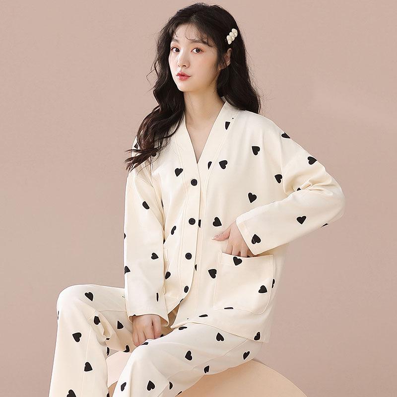Autumn V-Neck Women's Pajamas Set: Cute Long-Sleeve, Plus-Size Homewear for Spring/Autumn.