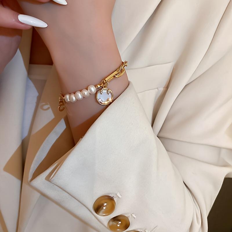1pc of Ladies' Freshwater Pearls Bracelet Featuring a Light Luxury Joyful Face Design Made of Freshwater Pearls