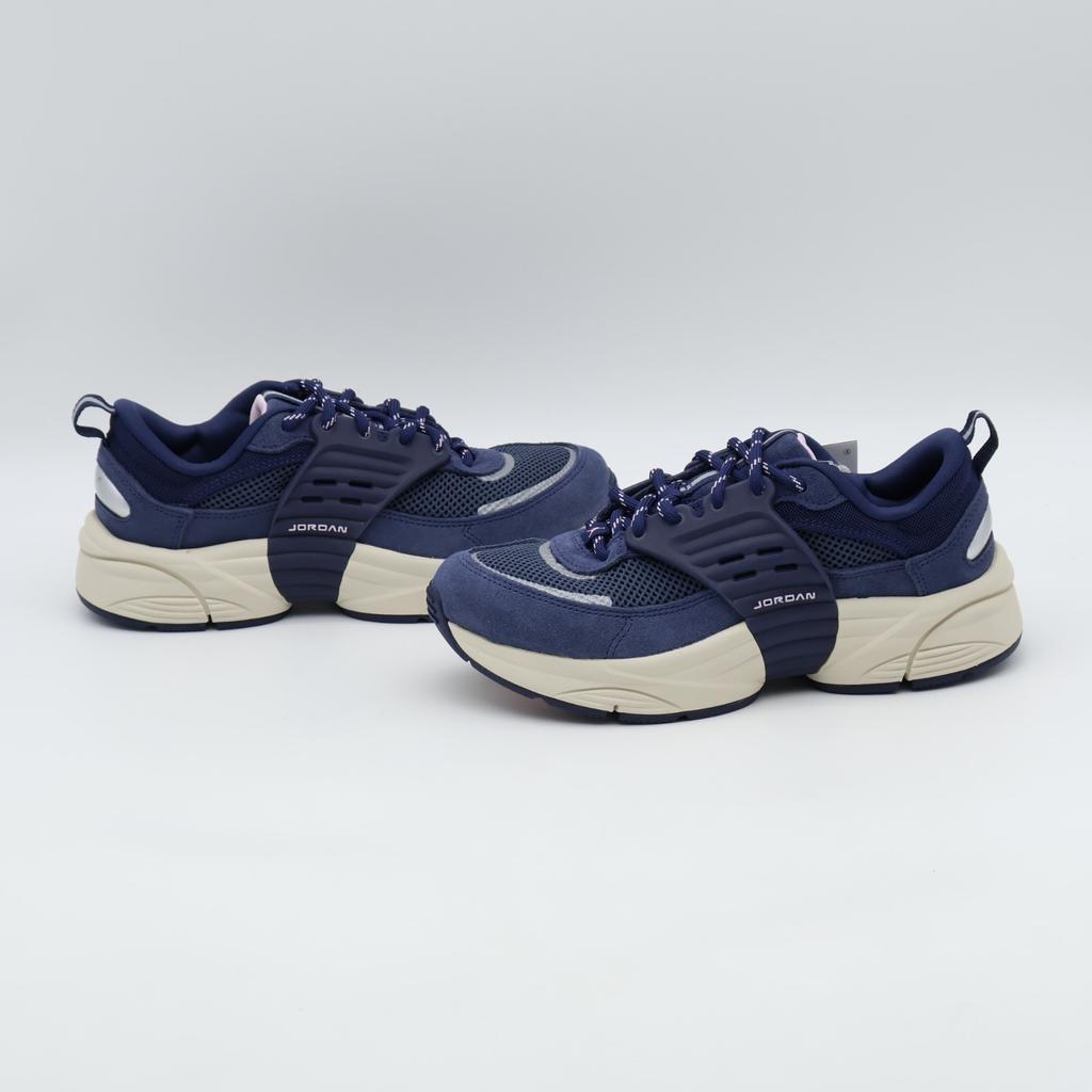 IB3722-400 Nike Jordan Trunner O/S Mitternachtsblau (Herren)