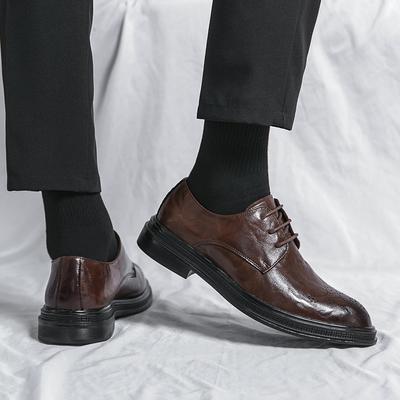 Sapatos clássicos