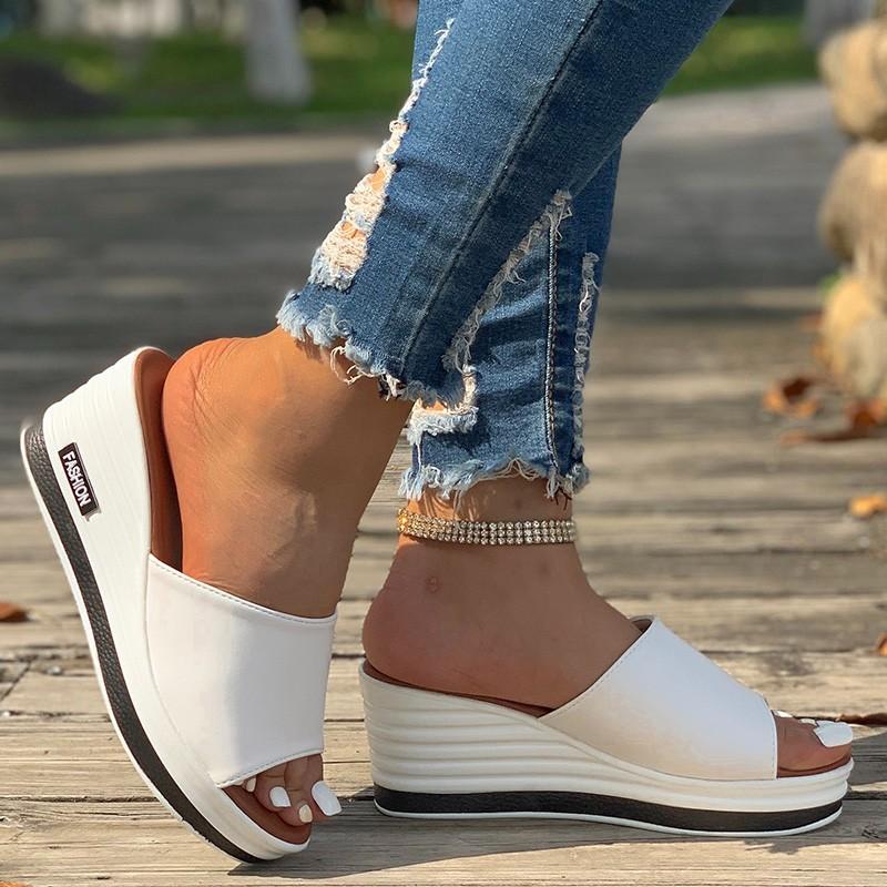 Spring and Summer New Fish Mouth Wedge Slippers Women's Wear Fashion and Leisure One-word Drag Foreign Trade Large Size Women's Sandals