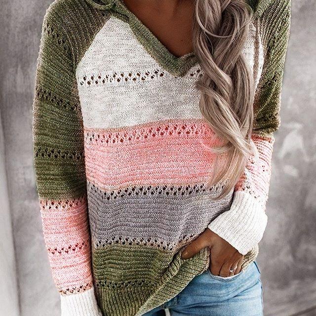 Casual Patchwork Knit Hoodie with V-Neck and Long Sleeves