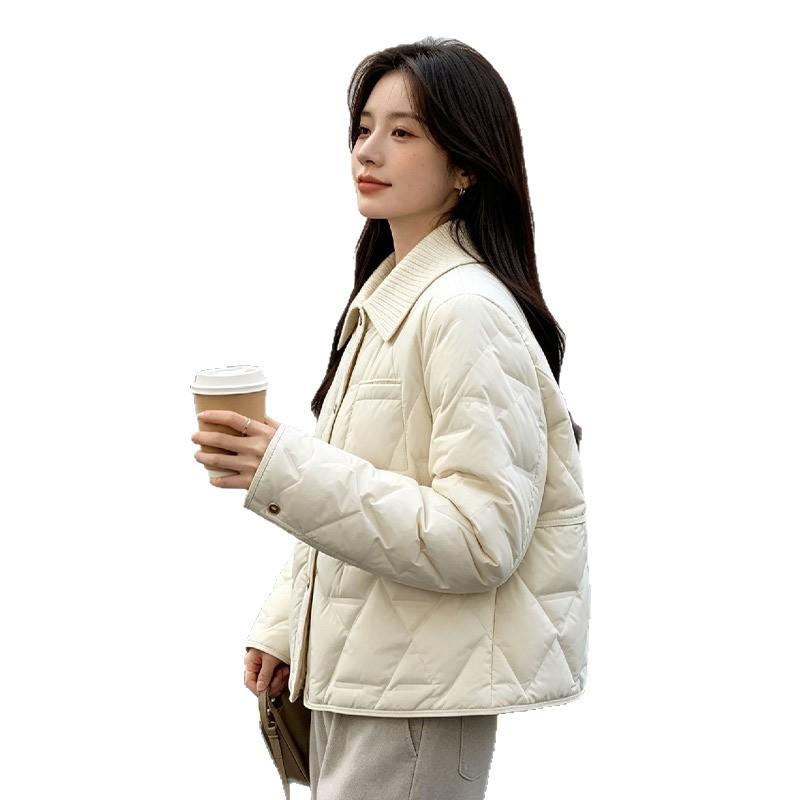 Down jacket women's new short winter light duck down small Pinghu large size