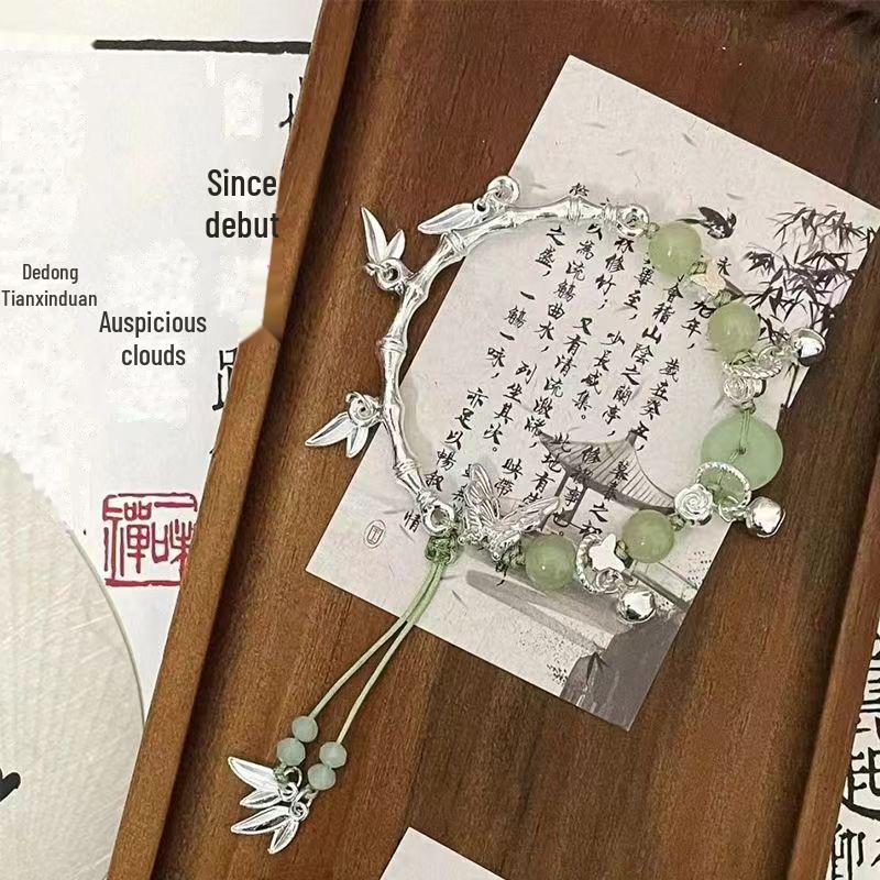 

Вэньвань Цзярен: Новый женский браслет из бамбукового лотоса 2024 года — классный плетеный ретро-дизайн в национальном стиле