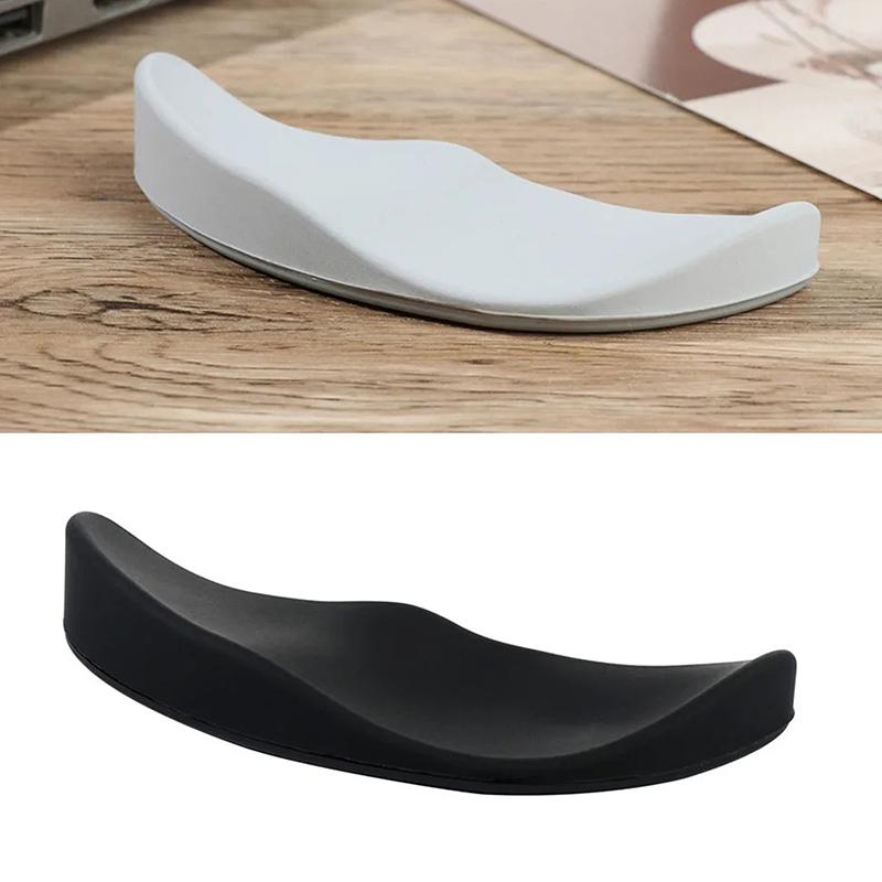 Cute Mouse Pad Wrist Rest Support Ergonomic Mousepad Non-Slip Silicone For Office Supplies Desk Decor Accessories