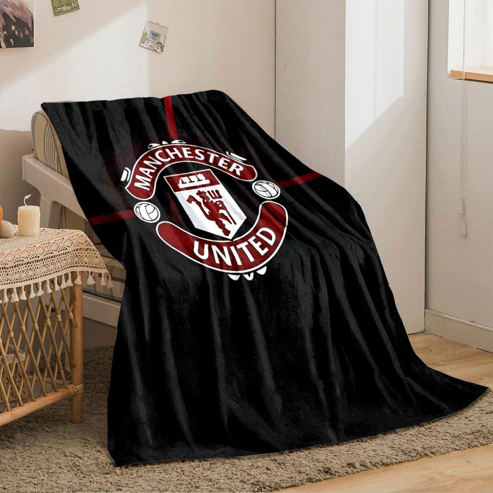 Red-and-white Crest with Manchester United Text On a Black Background. for All Seasons Blanket Lunch Break Throw Gift