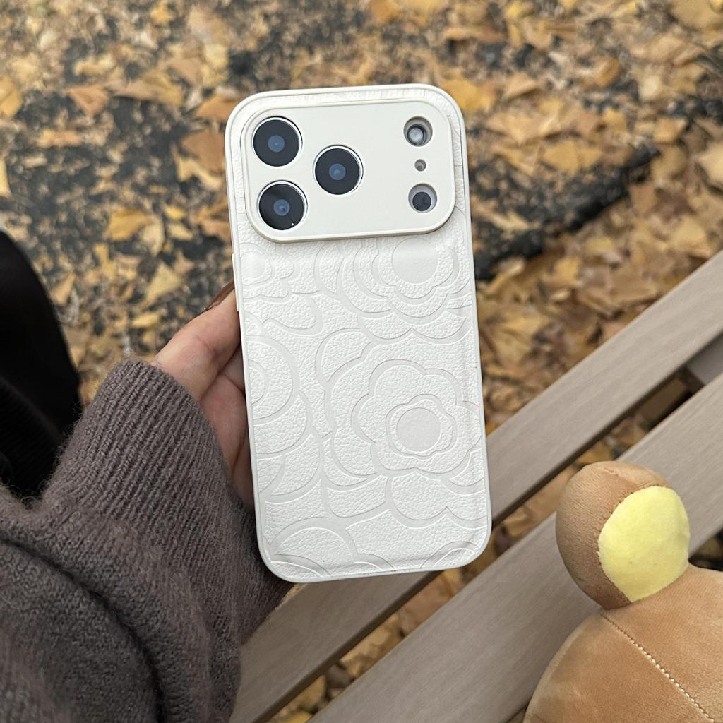 Luxury Camellia Leather Texture Phone Case for iPhone 17 Pro Max & 16, Autumn/Winter Edition