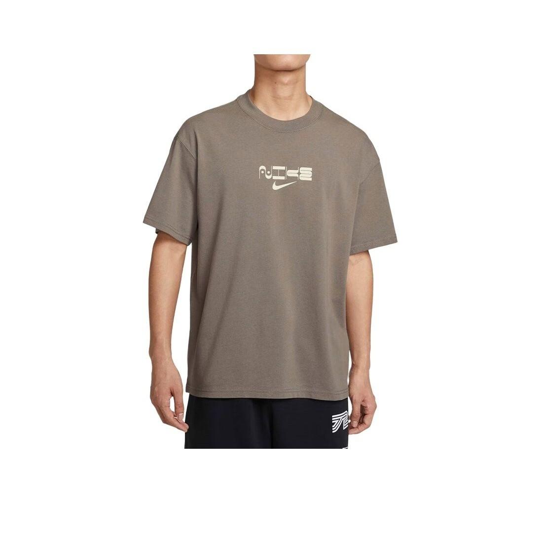 Nike Men s Breathable Sports Short-Sleeve T-Shirt in Brown M