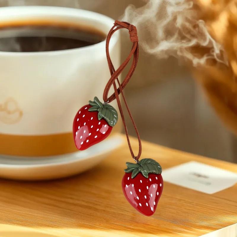 New Cute Strawberry Bag Pendant Braided Strawberry Ornaments Creative Keychain Strawberry Car Hanging