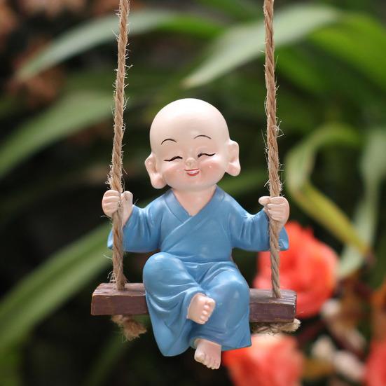 Mönch auf Schaukel Ornament Harz Kleiner Novizenmönch Figur mit Aufhängeseil Schaukel Buddhistischer Mönch Dekoration für Zen-Garten Meditationsraum