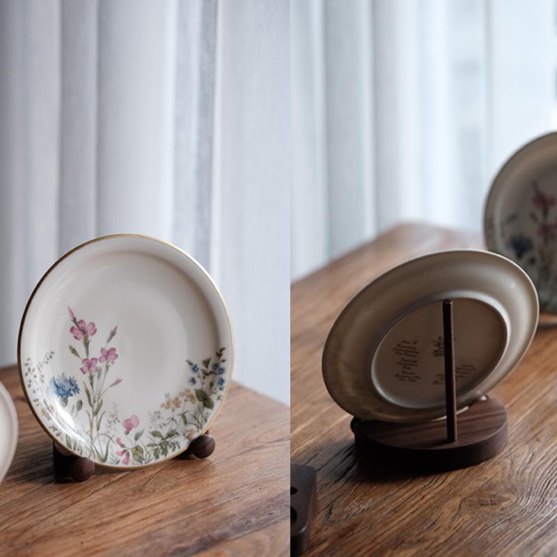 Suport din lemn de nuc pentru farfurii Suport pentru vase Suport de prezentare pentru masă Placă de scurgere Raft de servire și depozitare pentru bucătărie Decor