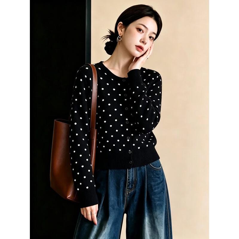 La Chapelle Women's Polka Dot Long-Sleeve Knit T-Shirt