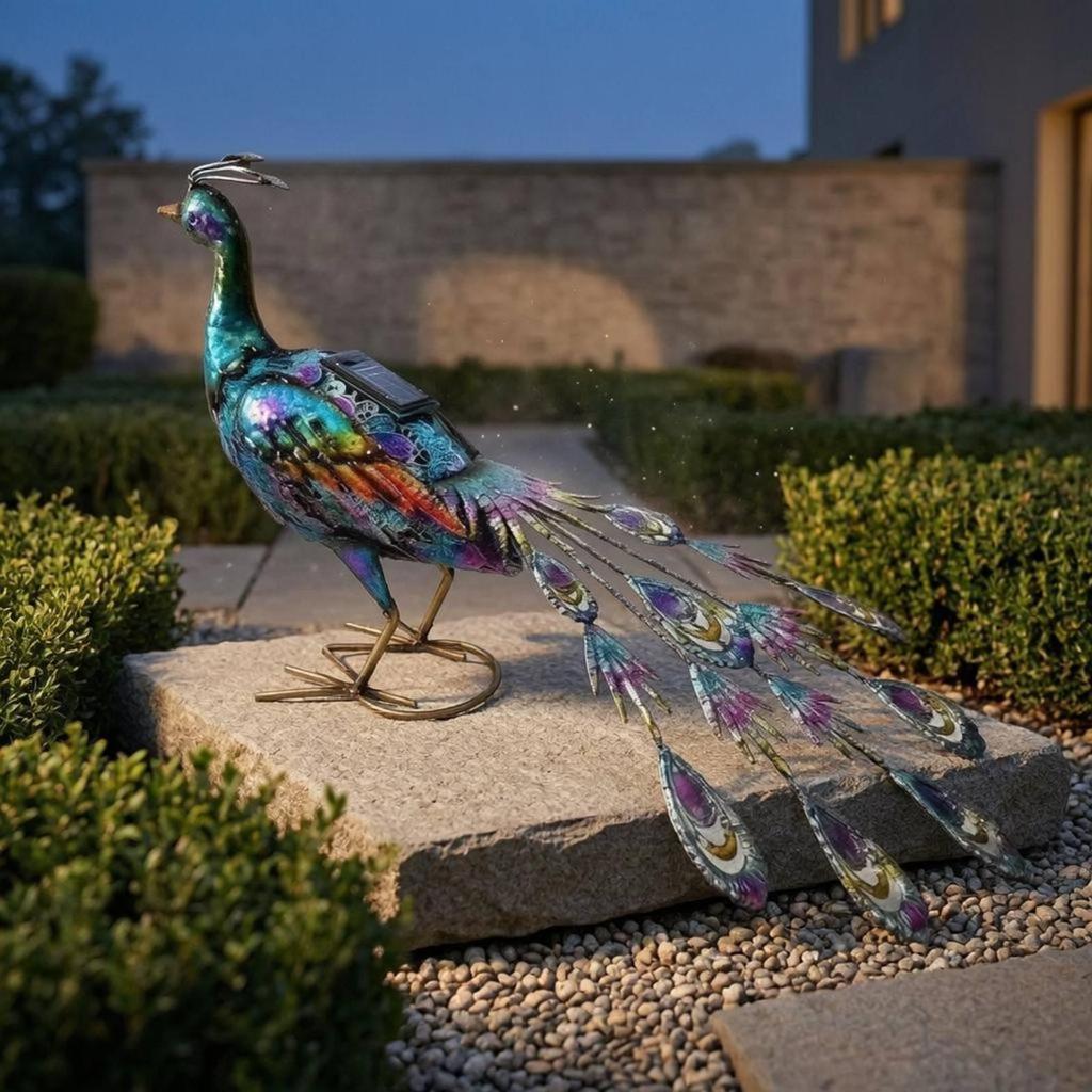 Solar Peacock Statue Hued Yard Light Lighted for Balcony