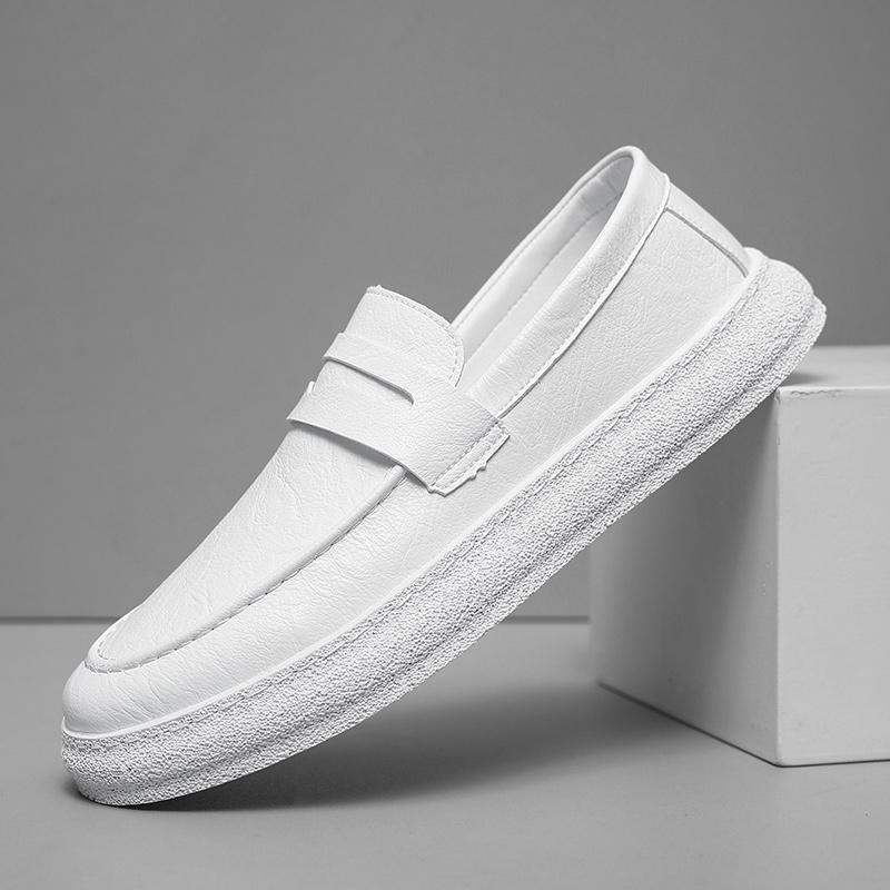 Fashion Hot Selling Men's Loafers In Europe America Soft Soled Simple Small White Shoes Men's Leather Casual Shoes Park Walking Shoes
