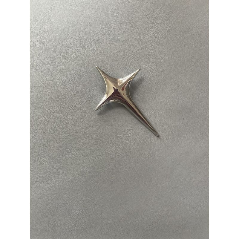 

European and American Style Retro Star Badges, Personalized Clothing and Bag Pendants, Hat Badges, Pin Accessories, Decorative Brooches Big Cross Star 7cm