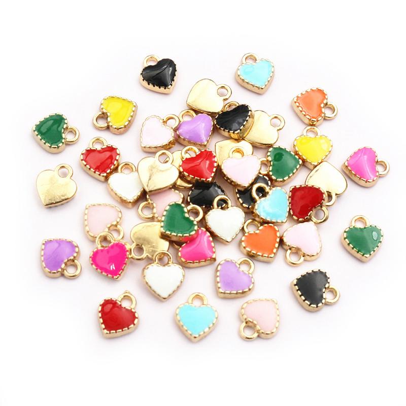 50Pcs 7x8mm Small Colorful Alloy Heart Charms Cute Love Pendants For DIY Bracelet Necklaces Jewelry Making Accessories