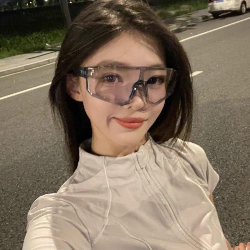 Goggles night riding running sports fashion sunglasses women's photosensitive color-changing glasses