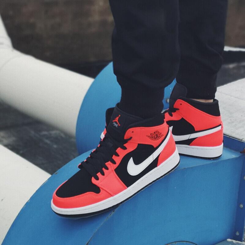 Jordan 1 Mittelinfrarot 23 554725-061