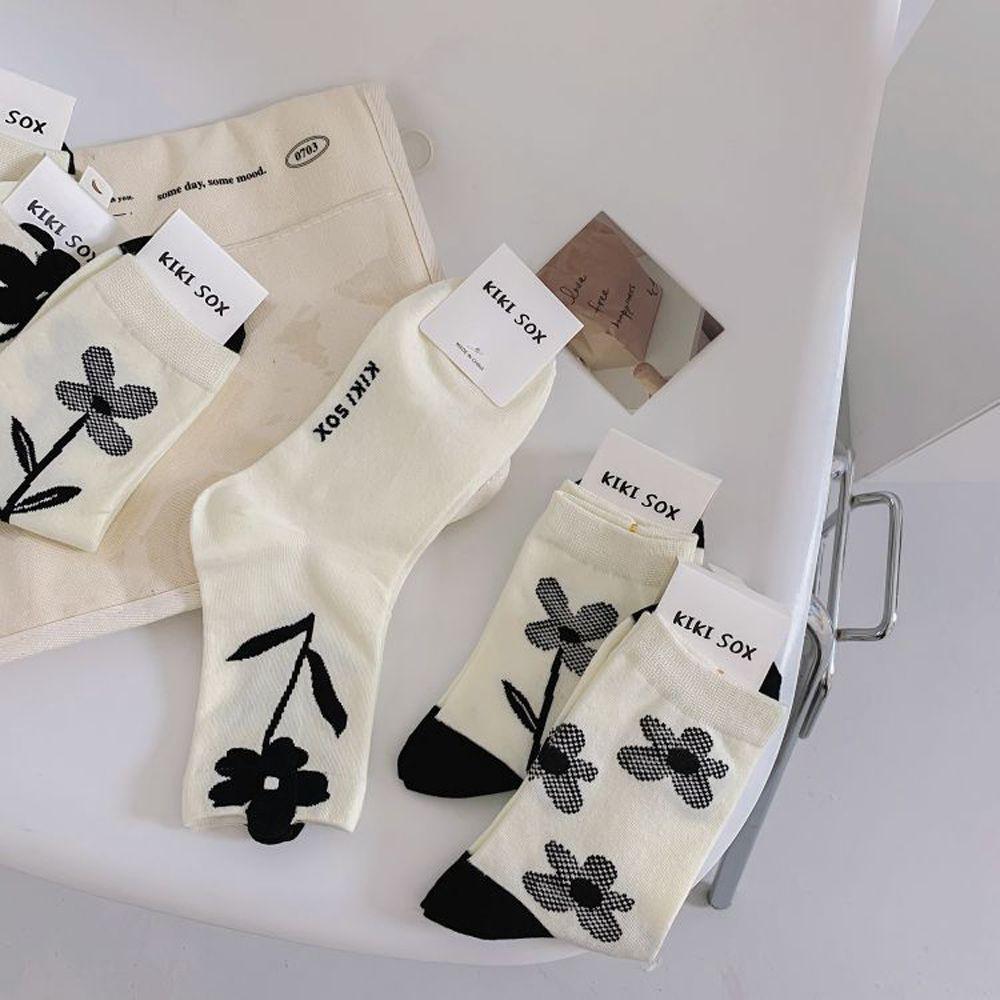 

Cotton Autumn Winter Streetwear Mid Tube Socks White Socks Korean Style Socks Fashion Women Socks