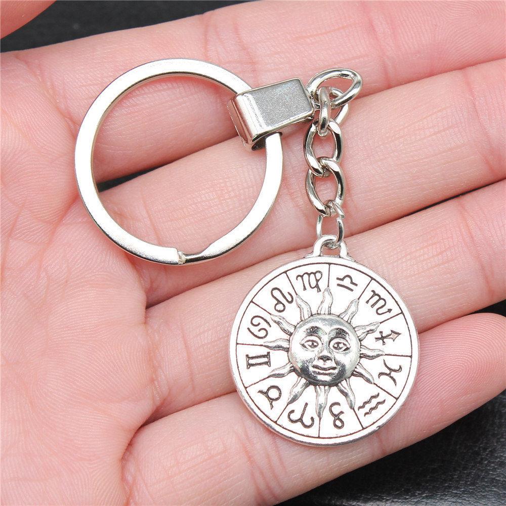 30mm Keychains Sun Moon Pentagram Vintage Jewelry Supplies QY047