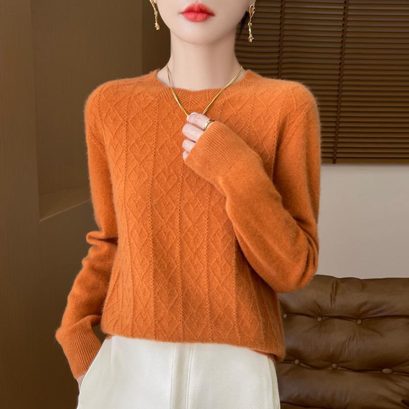 Women's Cable Knit Pure Wool Sweater, 2024 Autumn/Winter, Solid Color, Round Neck, Warm Base Layer.