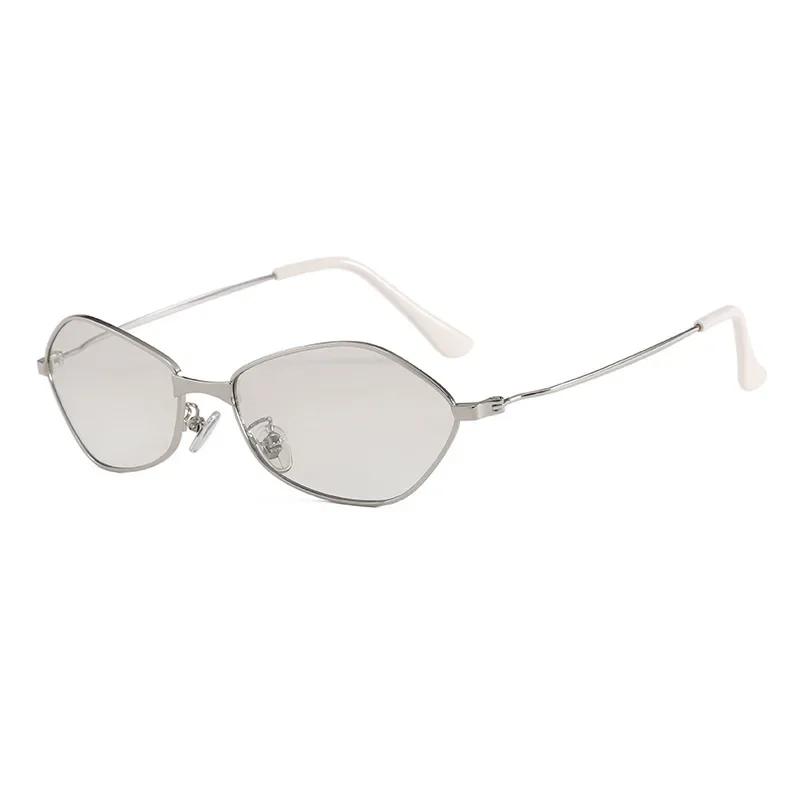 Metal Diamond-shaped Frame UV400 Sunglasses Unisex INS Style Anti-ultraviolet Daily Sun Glasses Fashion Wear Take